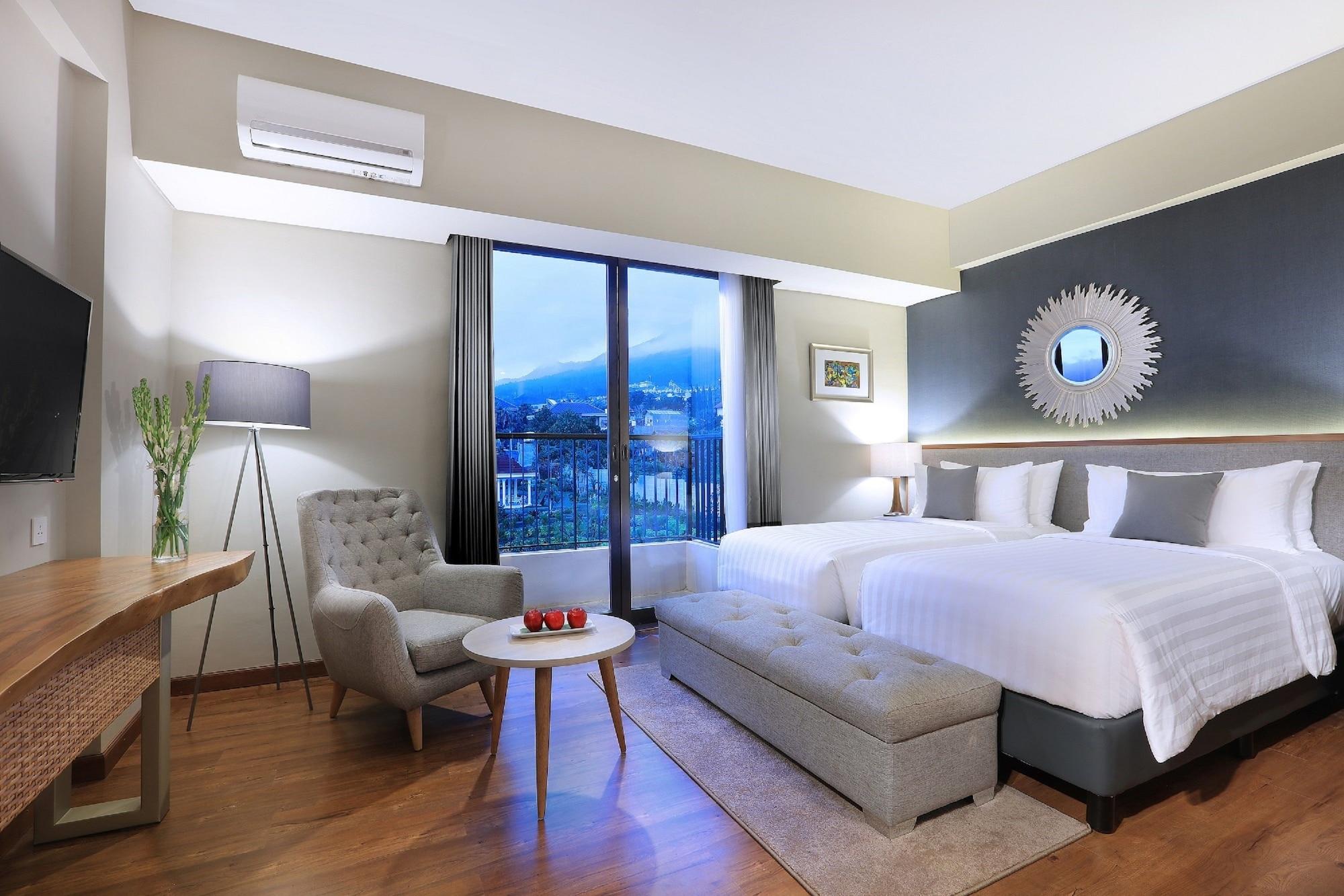 Aston Inn Batu Exteriér fotografie