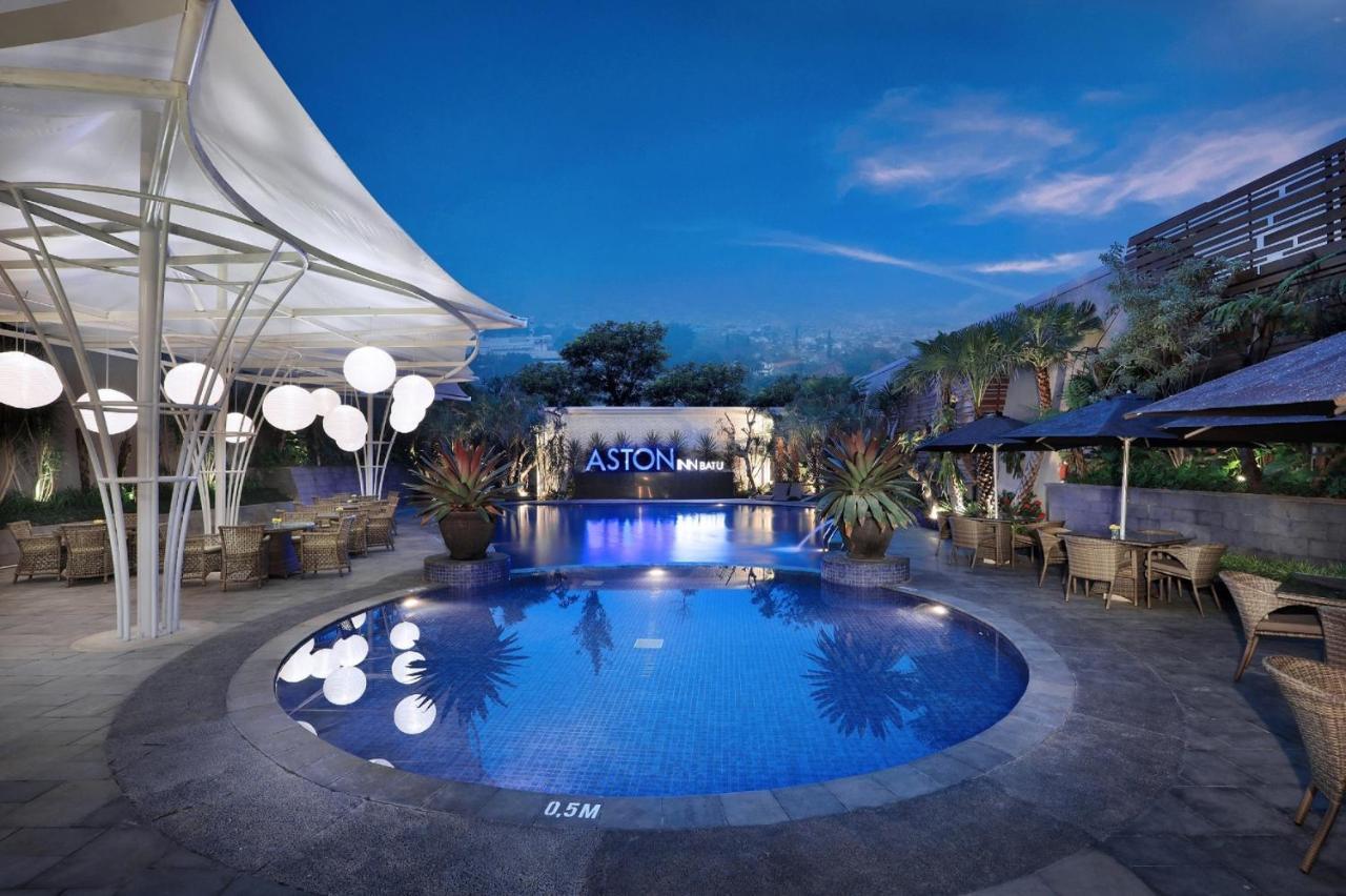 Aston Inn Batu Exteriér fotografie